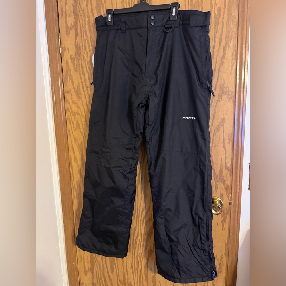 Men’s Arctix  Snow Pants Size XL Color Black Durable, Winter Weather Pants.